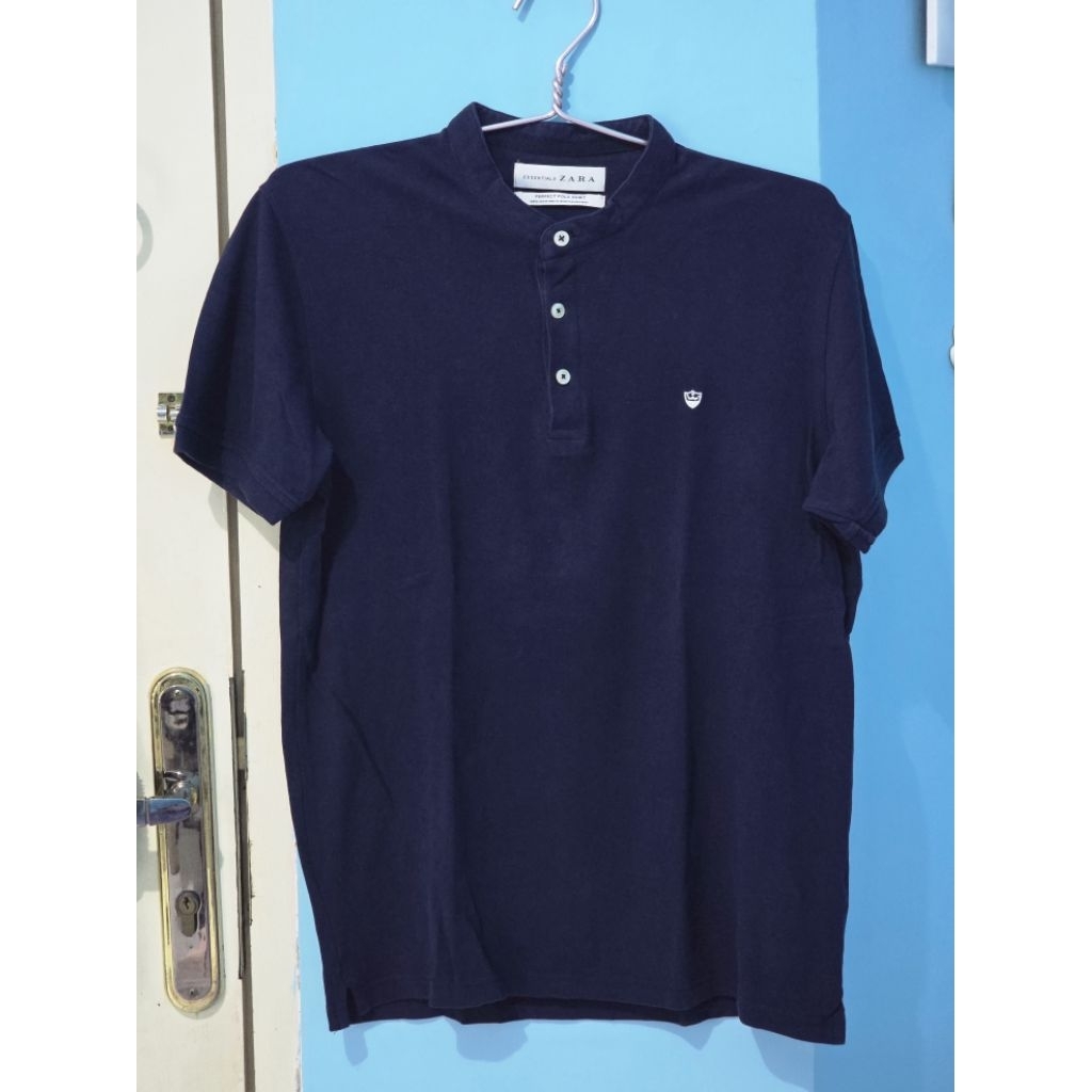 Kaos Polo Pria / Polo Shirt Zara fit to M , Warna Navy