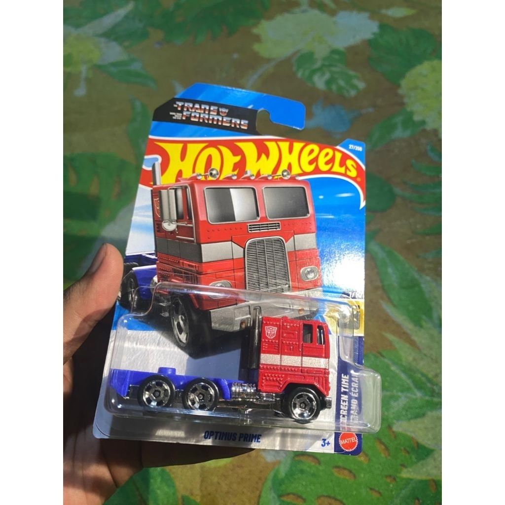 Hotwheels OPTIMUS PRIME