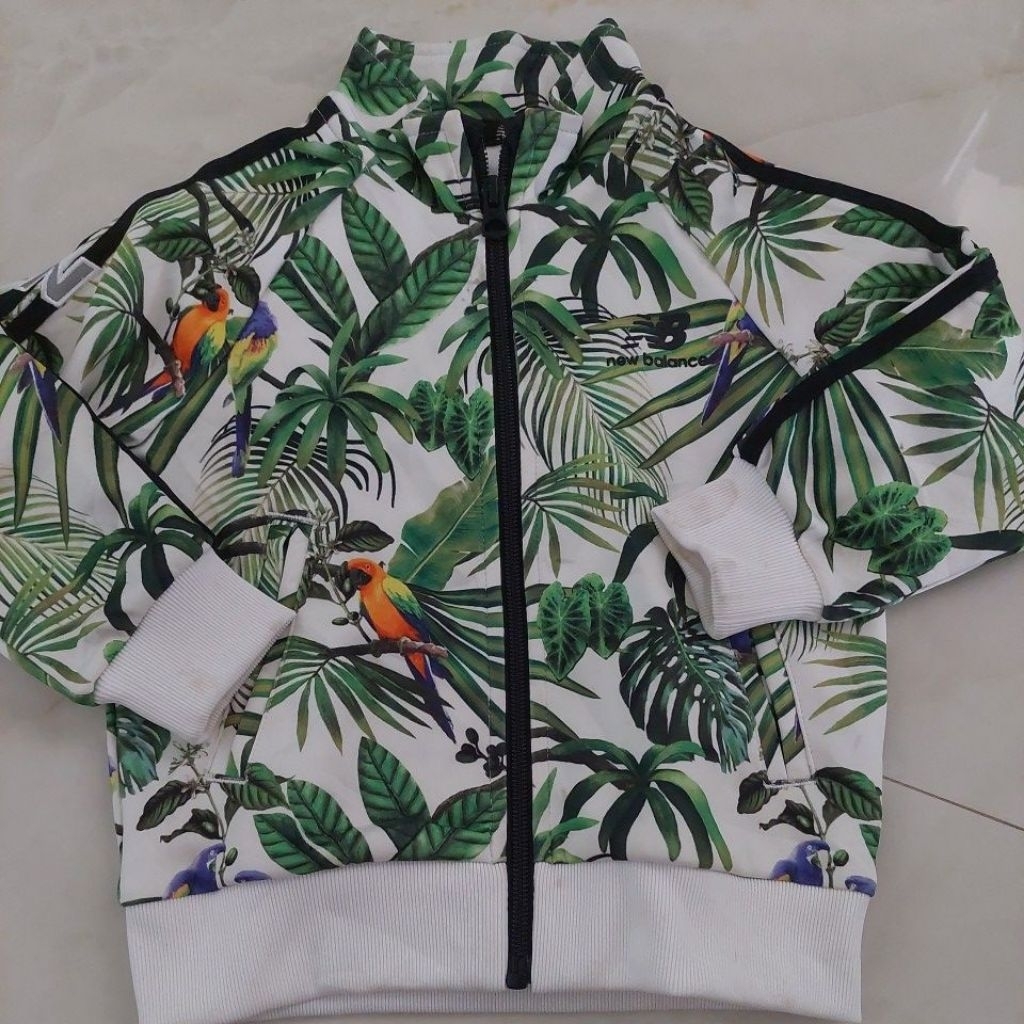 JAKET ANAK NB NEW BALANCE ORIGINAL FOREST LIKE NEW