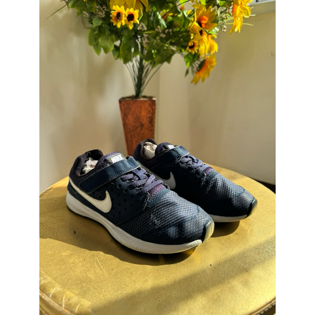 Sepatu Anak Nike Kids Original Size 32 Insole 20cm Col Navy Blue Preloved/Second