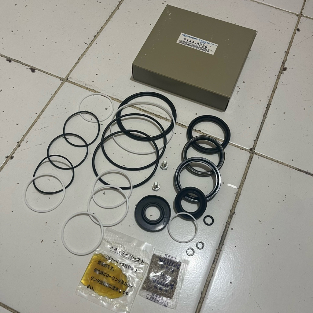 REPAIR KIT ASSY POWER STEERING FUSO GANJO 6D16T SEAL WORM STIR JAPAN