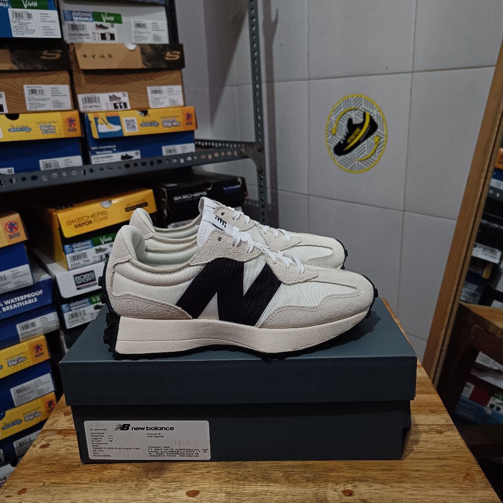 Sepatu Kasual / Daily Shoes - Nb 327 White / Black / Grey Women's