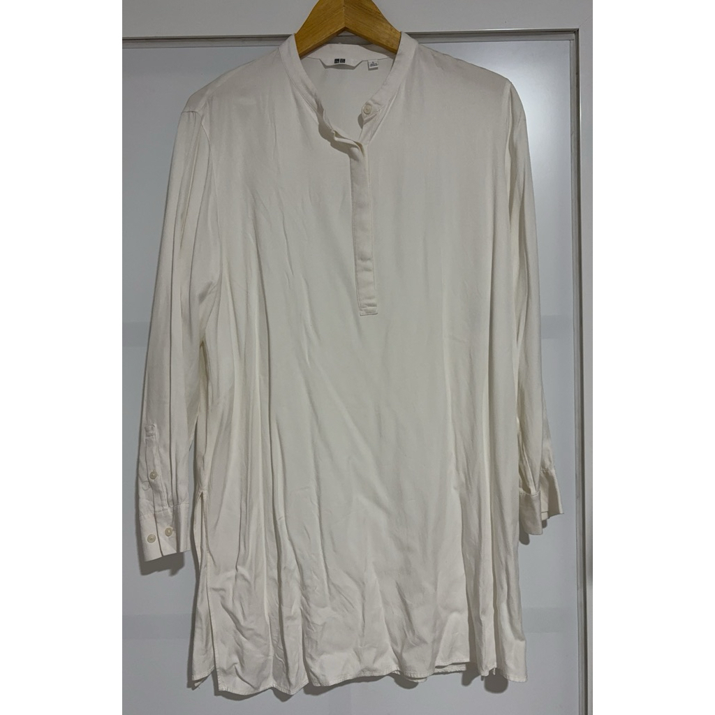 tunik uniqlo rayon adem putih