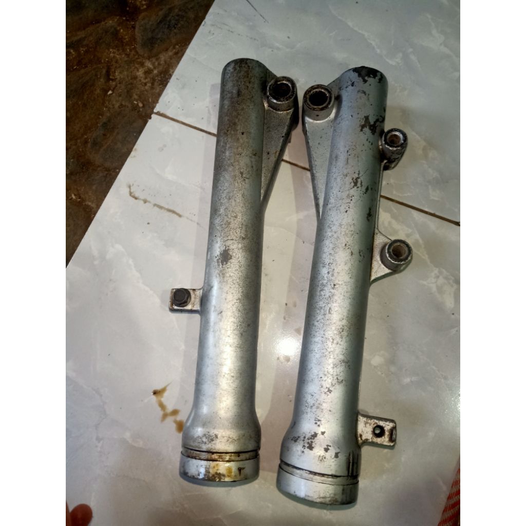 Bottom Kymco spike 120rr