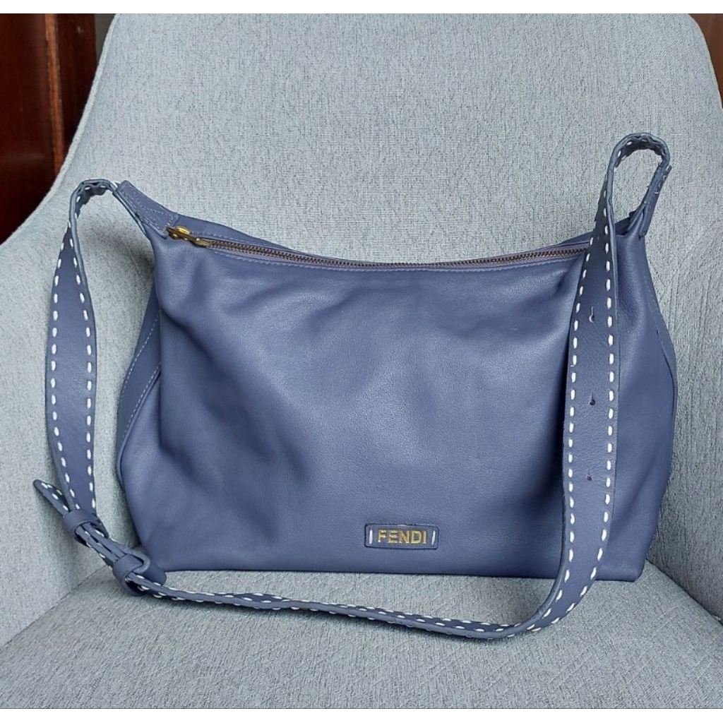 Tas bahu sling fendoy fendi lilac