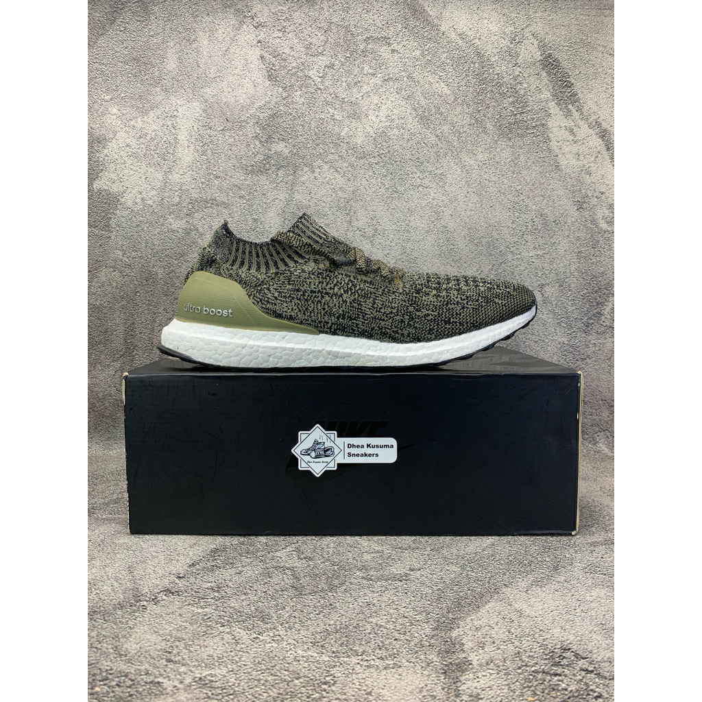 Sepatu Second  Adidas Ultraboost Uncaged  Size 46 insole 29,5 cm  Original Guarantee 100%