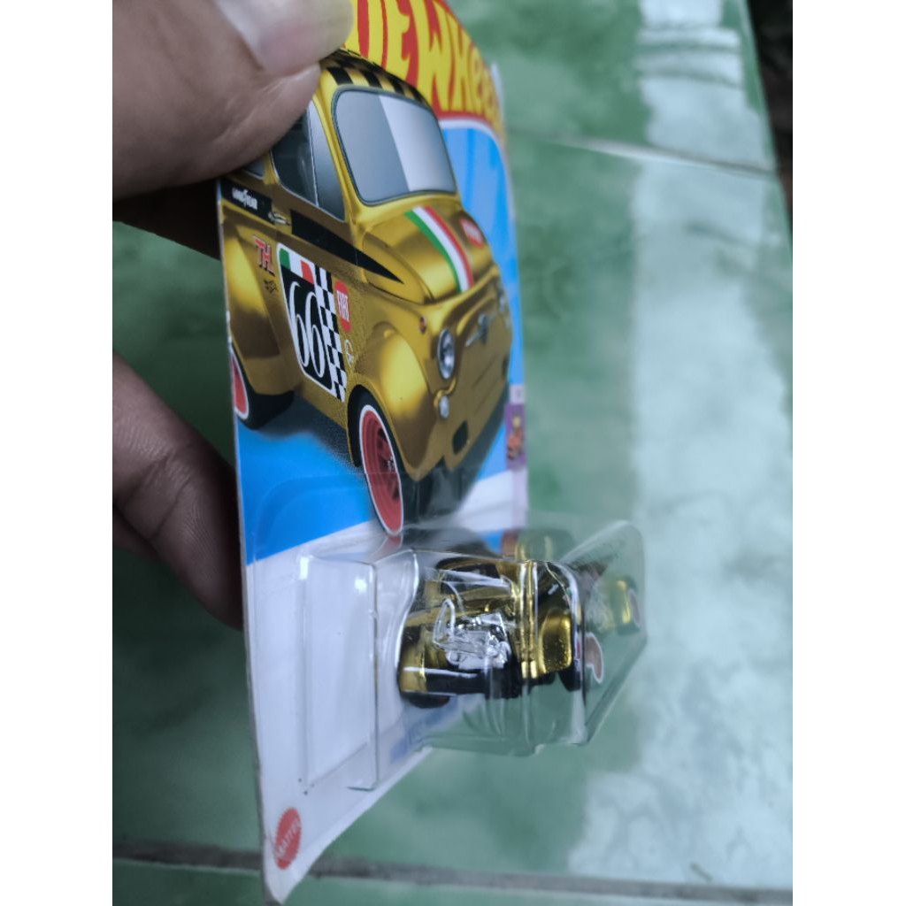 Hotwhels fiat STH