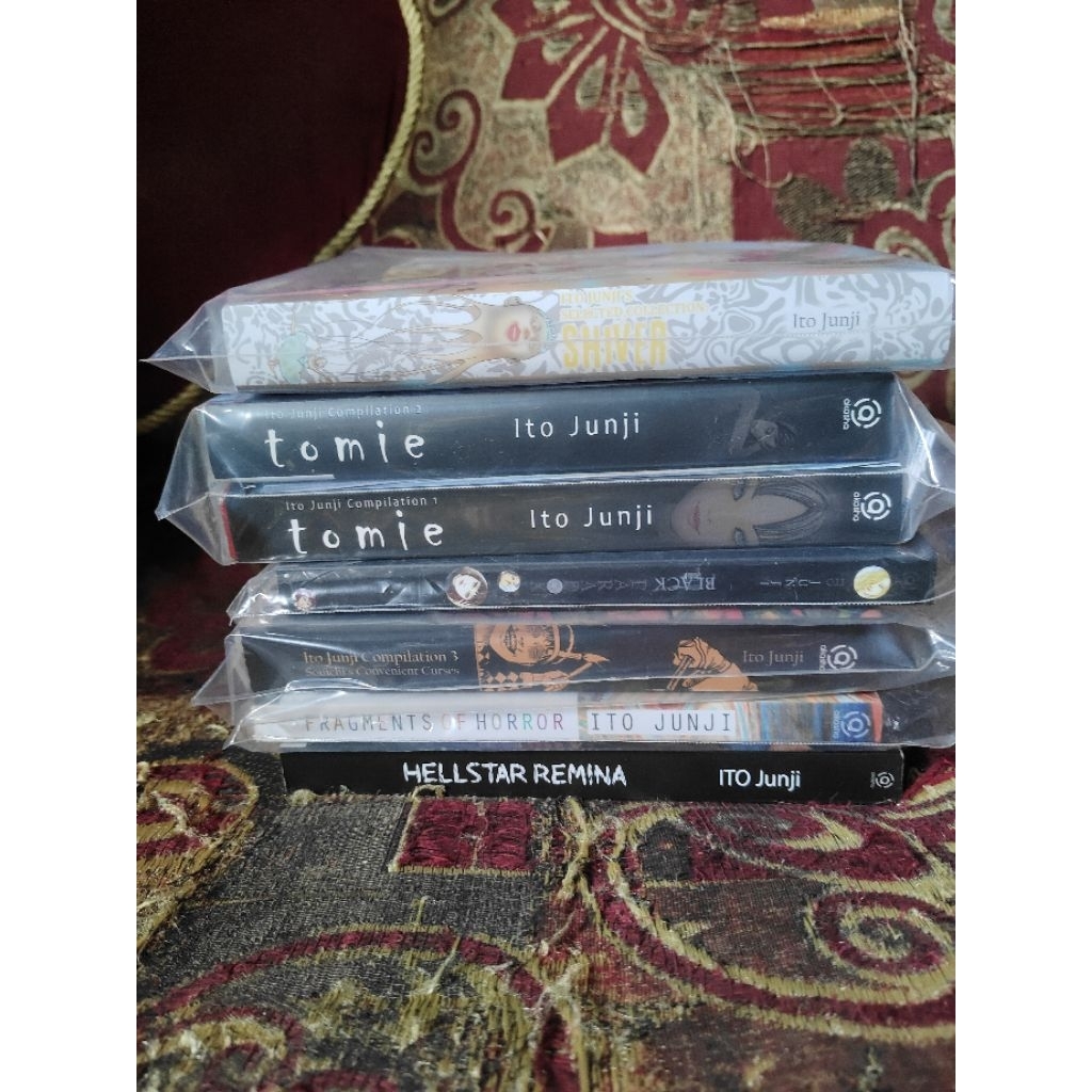 Preloved komik Junji Ito Original