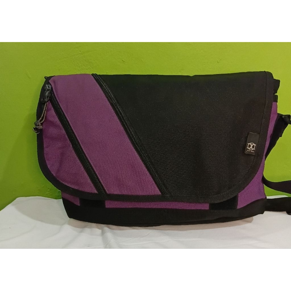 tas slempang cowok / messenger bag preloved