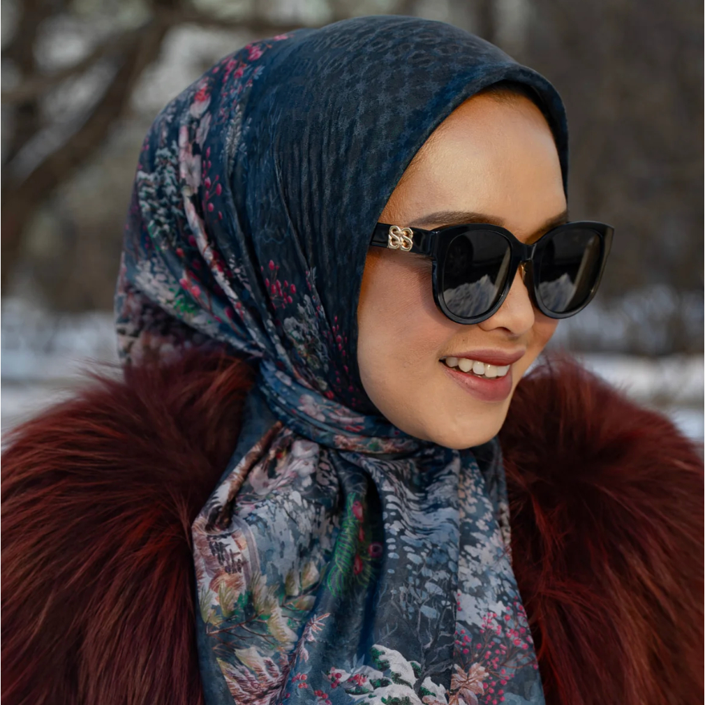 BUTTONSCARVES HOLIDAY SERIES (NEW)