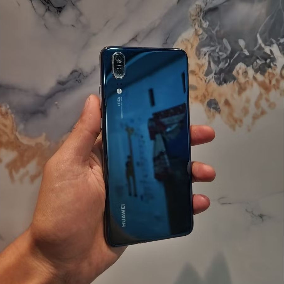 HUAWEI P20 4/128 NFC SECOND ORI INTER