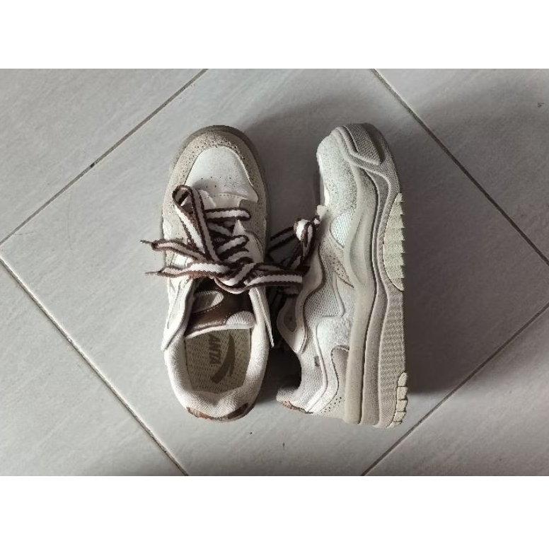 [BACA DESKRIPSI] SEPATU SECOND ANTA EGGY 2.0