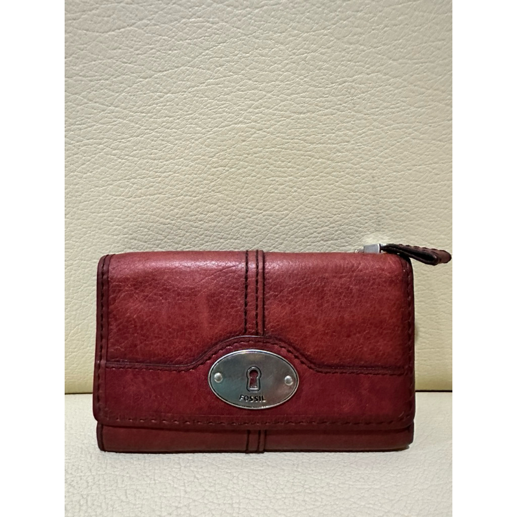 Fossil Maddox red