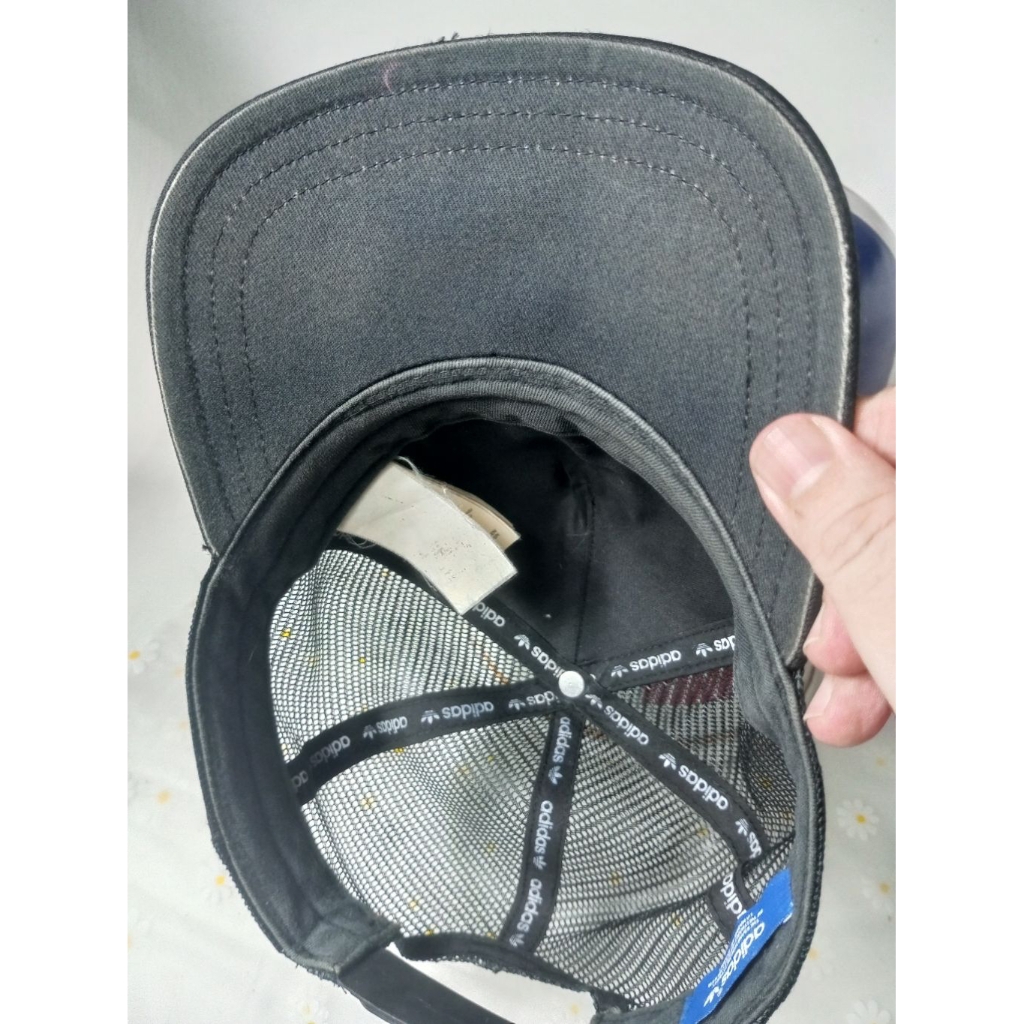 Topi Adinda Trefoil Trucker Cap