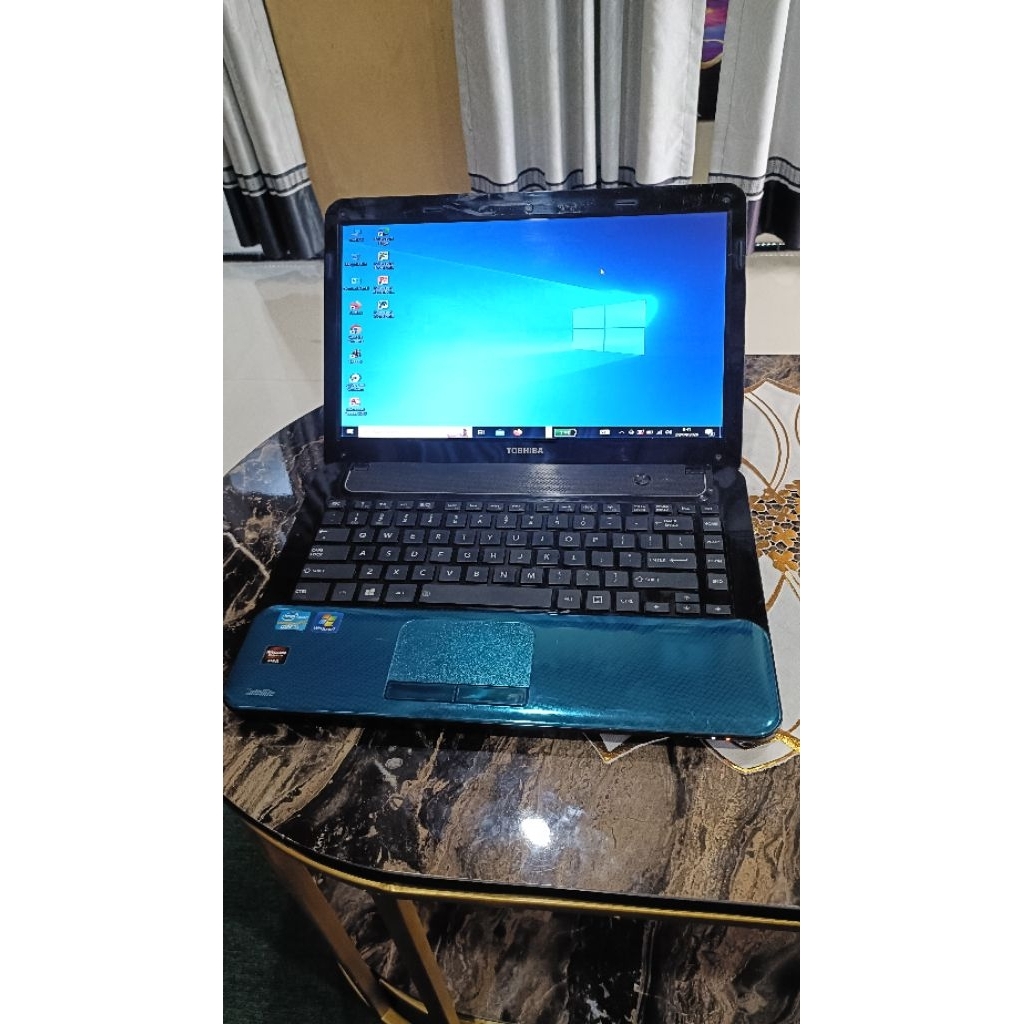 LEPTOP TOSHIBA SATELIT