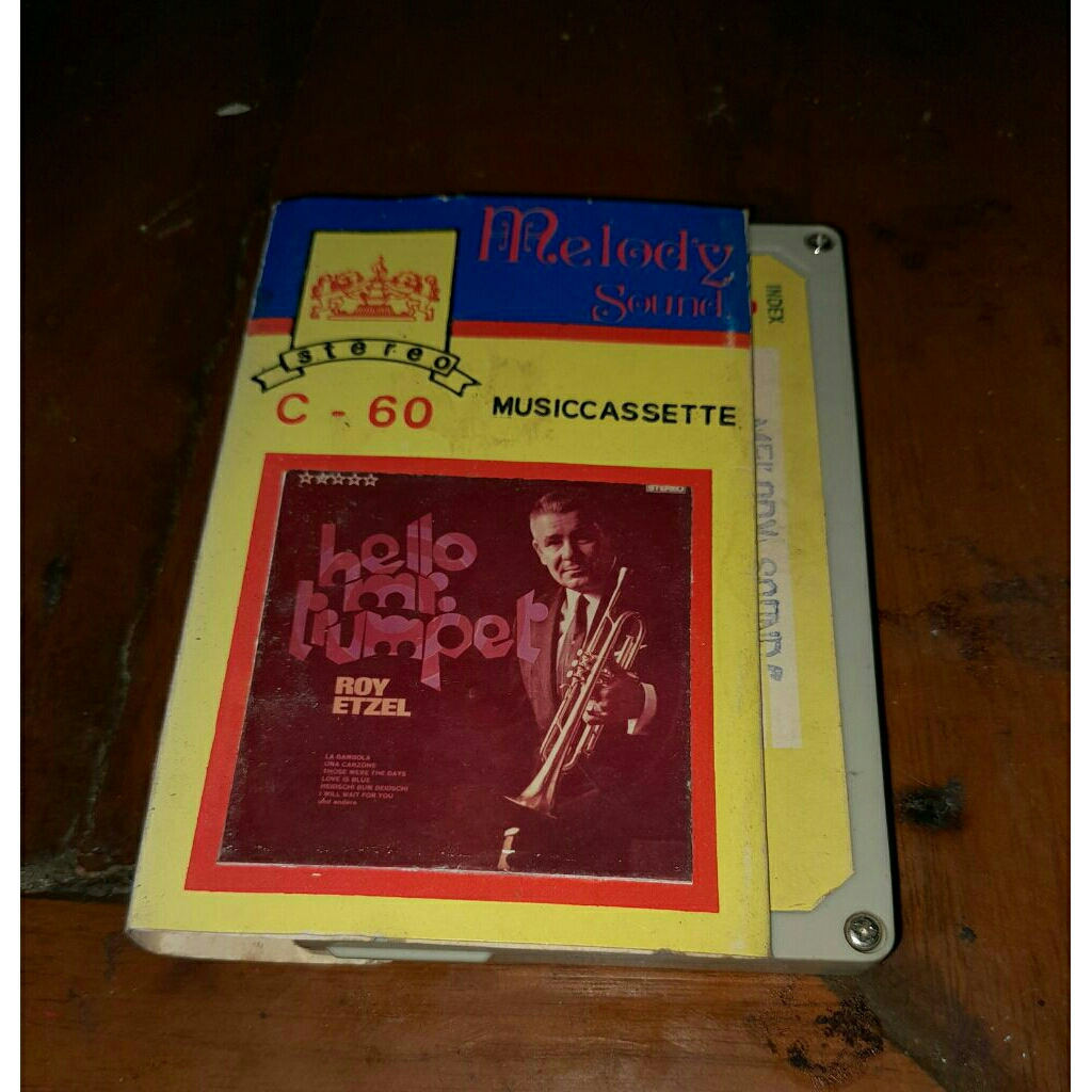 Kaset pita Hello Mr trumpet