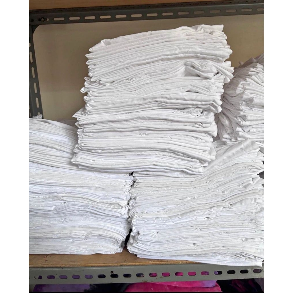 sarung bantal putih ex hotel