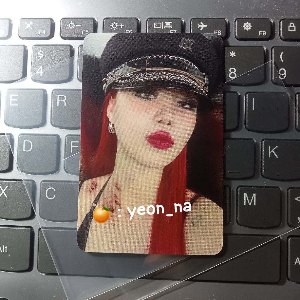 photocard official soojin broadcast badtitude in MBC rare photocard ex gidle miyeon minnie soyeon yu