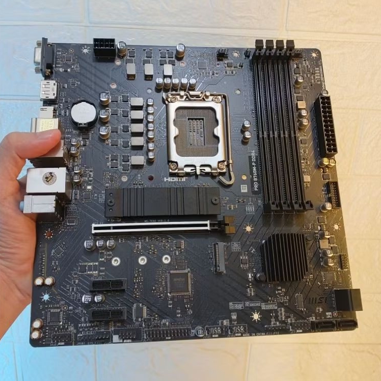 MOBO MSI B760M P (4 SLOT RAM) LGA 1700 SECOND LIKE NEW MULUS