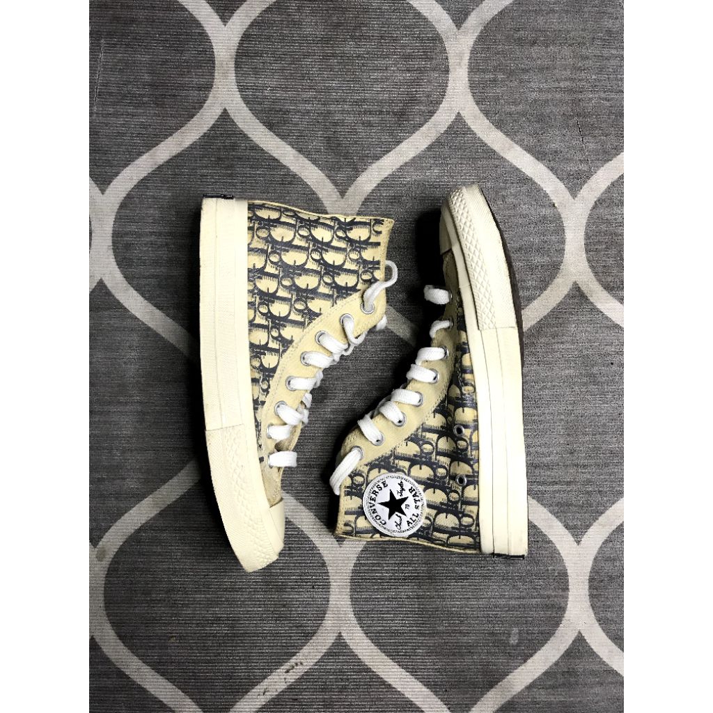 SEPATU CONVERSE CHRISTIAN DIOR (BACA DESK)