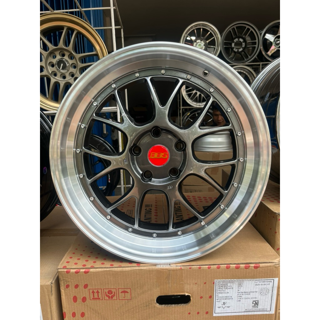 velg bbs lm-R ring 19 lebar 8,5 pcd 5x120 ET 38 BYD seal, crv hybrid, alphard hybrid