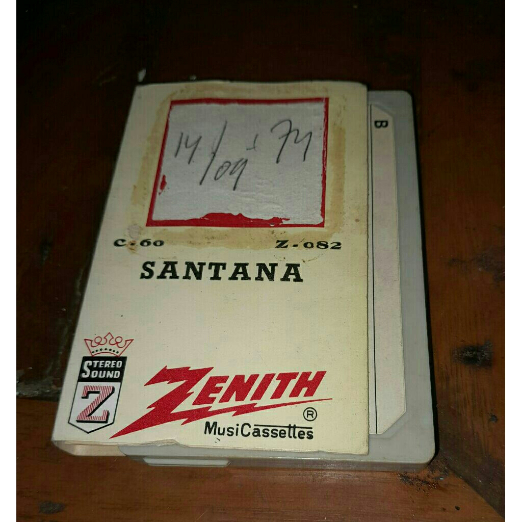 Kaset pita Santana