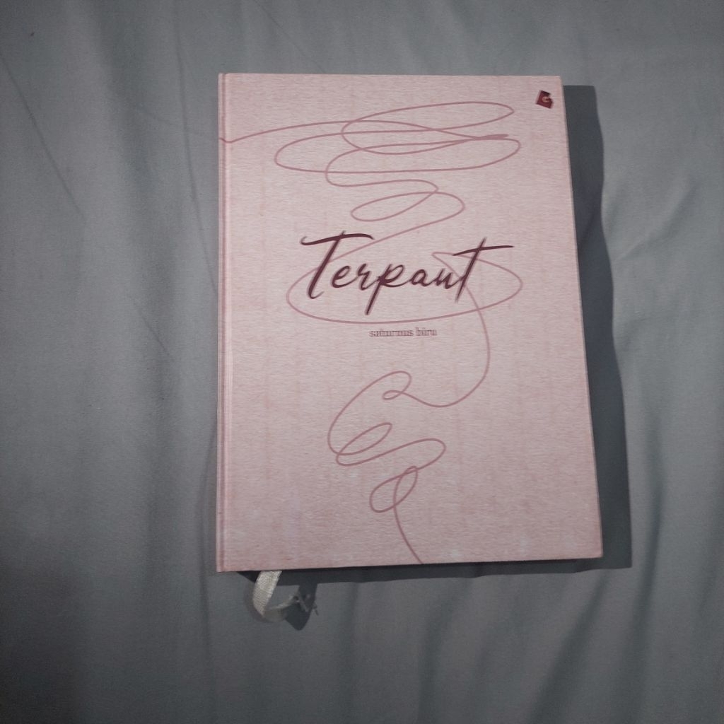 Novel Terpaut by Miu @saturnusbiru | AU Markhyuck