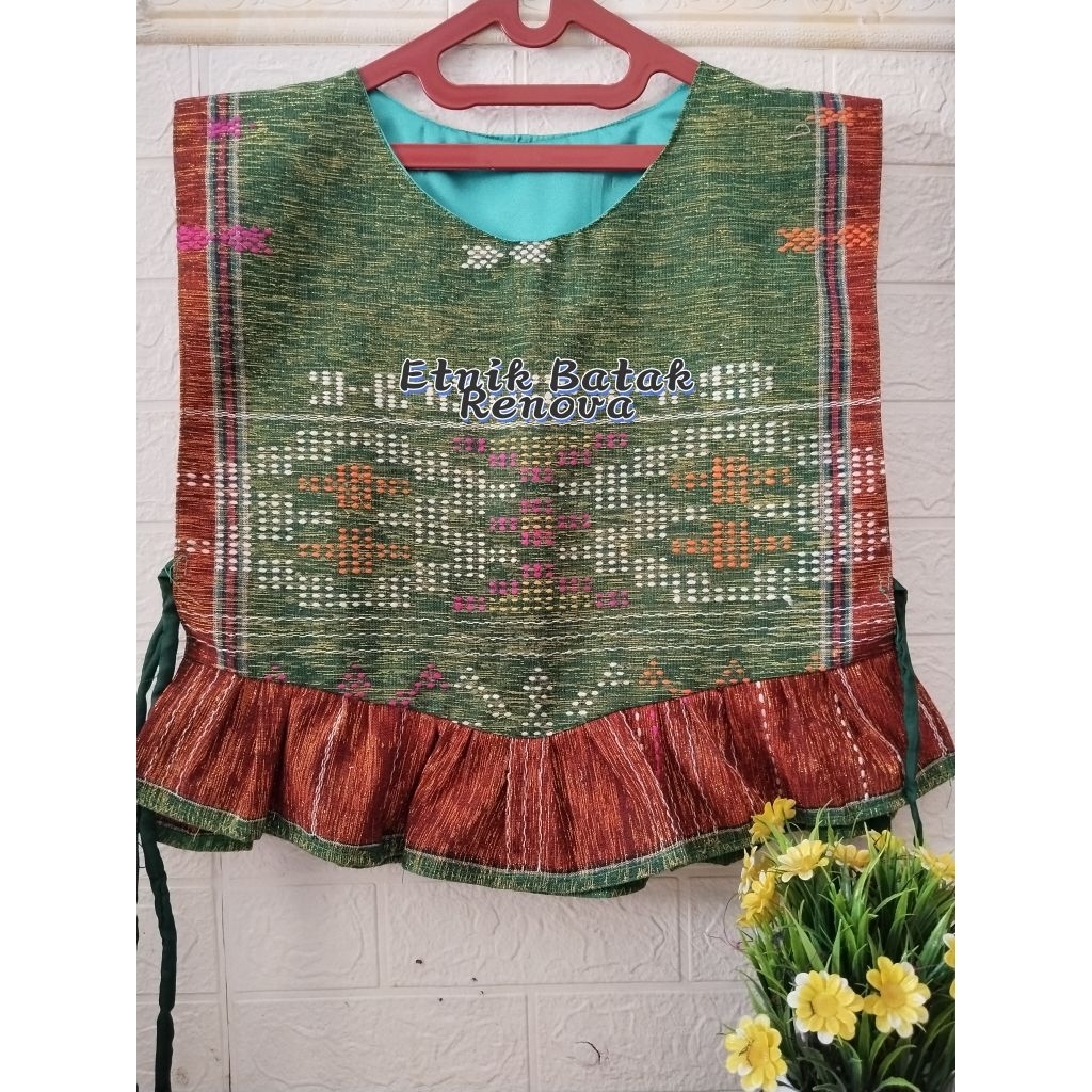 rompi ulos batak sadum berwarna hijau model rimpel , rompi ulos celemek, vest ulos kekinian vest ten