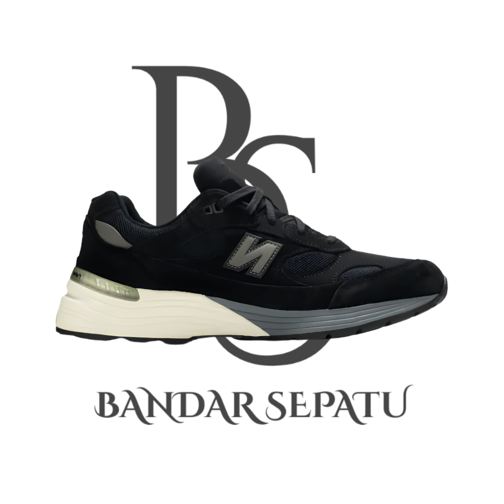 Sepatu 992 Black Grey SKU 'M992BL'