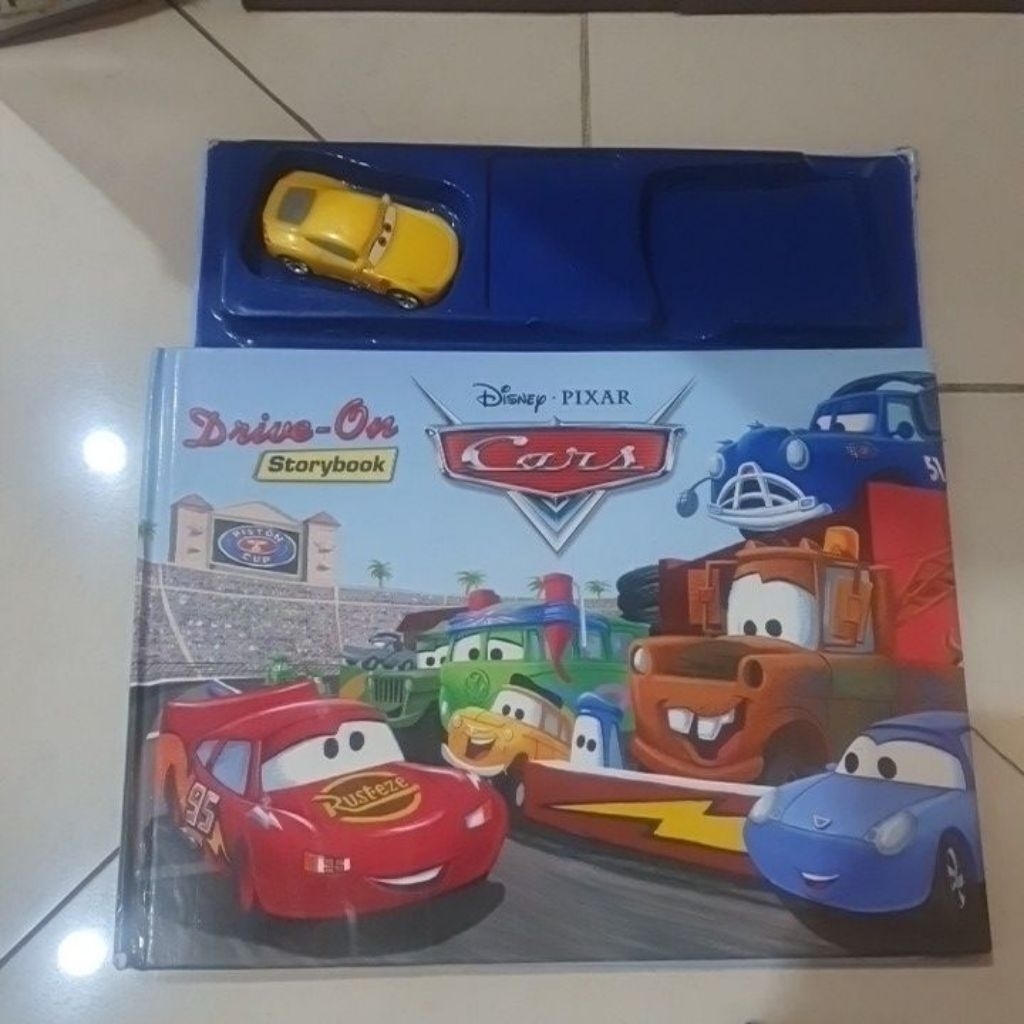 *PRELOVED* Drive On Cars Storybook