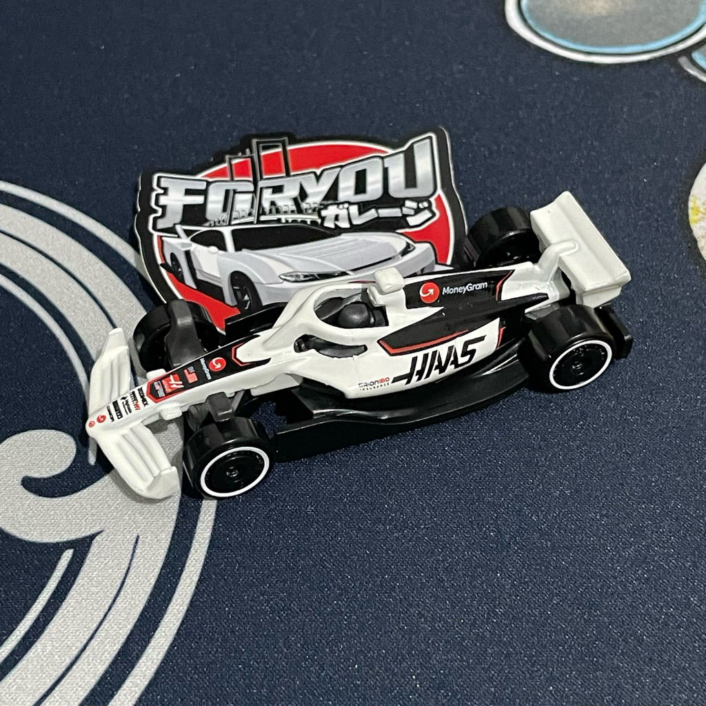 Hotwheels F1 HAAS Team Loose