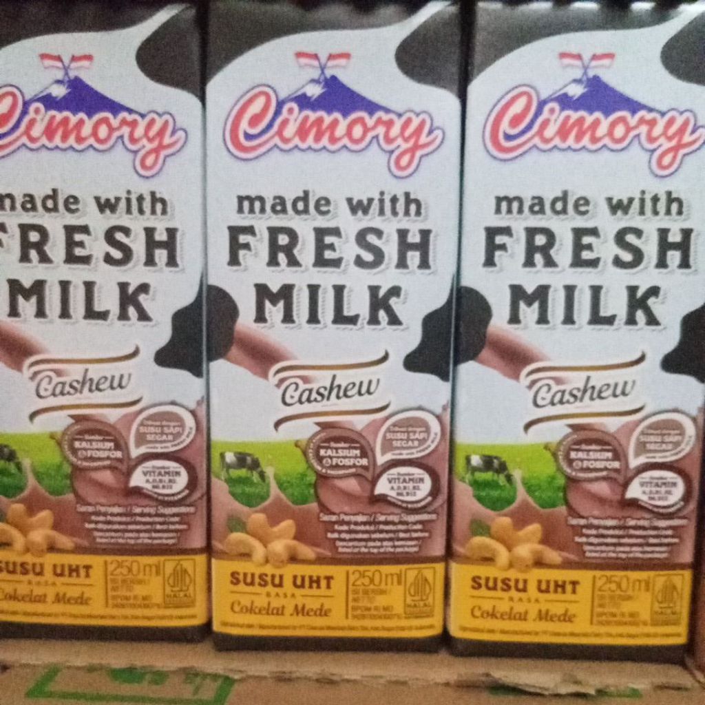 Susu UHT Cimory 250 ml - Rasa Almond, Choco Malt, Salted Caramel