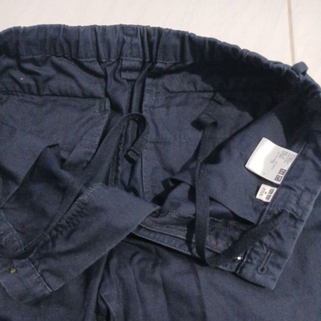 Celana pinggang karet UniQlo