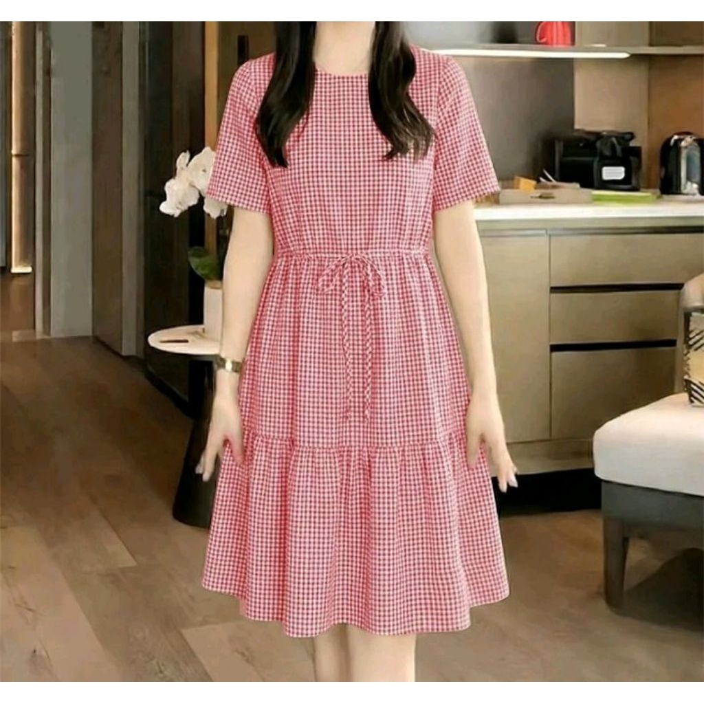 TUNIK WANITA BAHAN KATUN KOTAK TERBARU TUNIK WANITA BAHAN KATUN KOTAK LENGAN PENDEK TERLARIS PARIASI