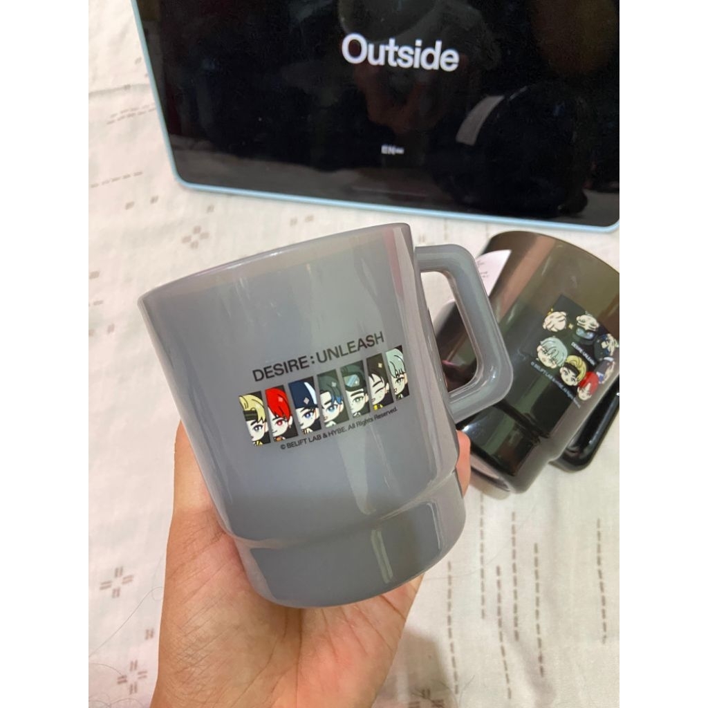 Bathroom cup miniso x enhypen