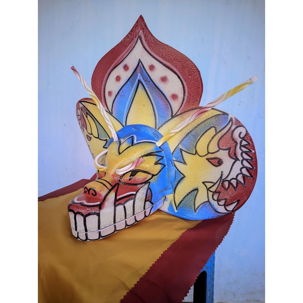 Barongan rampak caplokan mainan anak bahan spons ukuran sedang + kain panjang motif devil