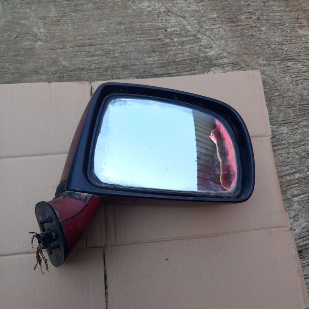 spion hyundai trajet kanan