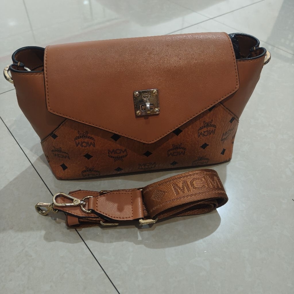 Prelov Koko Dapit Tas Sling MCM Essential Visetos Crossbody