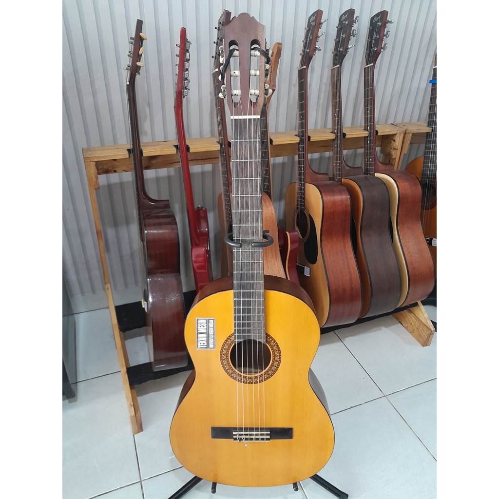 [FULL BONUS] Gitar Klasik Yamaha C315 Original Second 95% Mulus - Gratis Tas dan Capo Siap Pakai