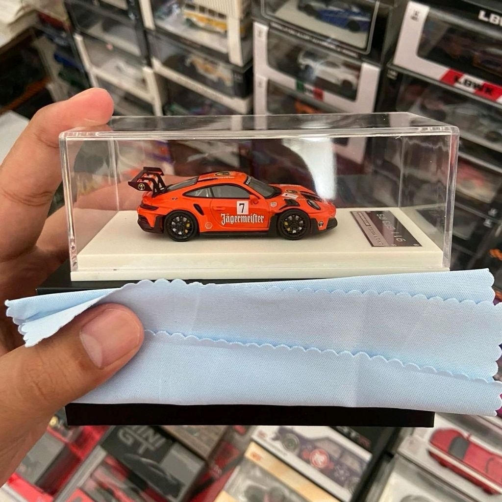 LMLF Porsche 911 GT RS Jaegermaster