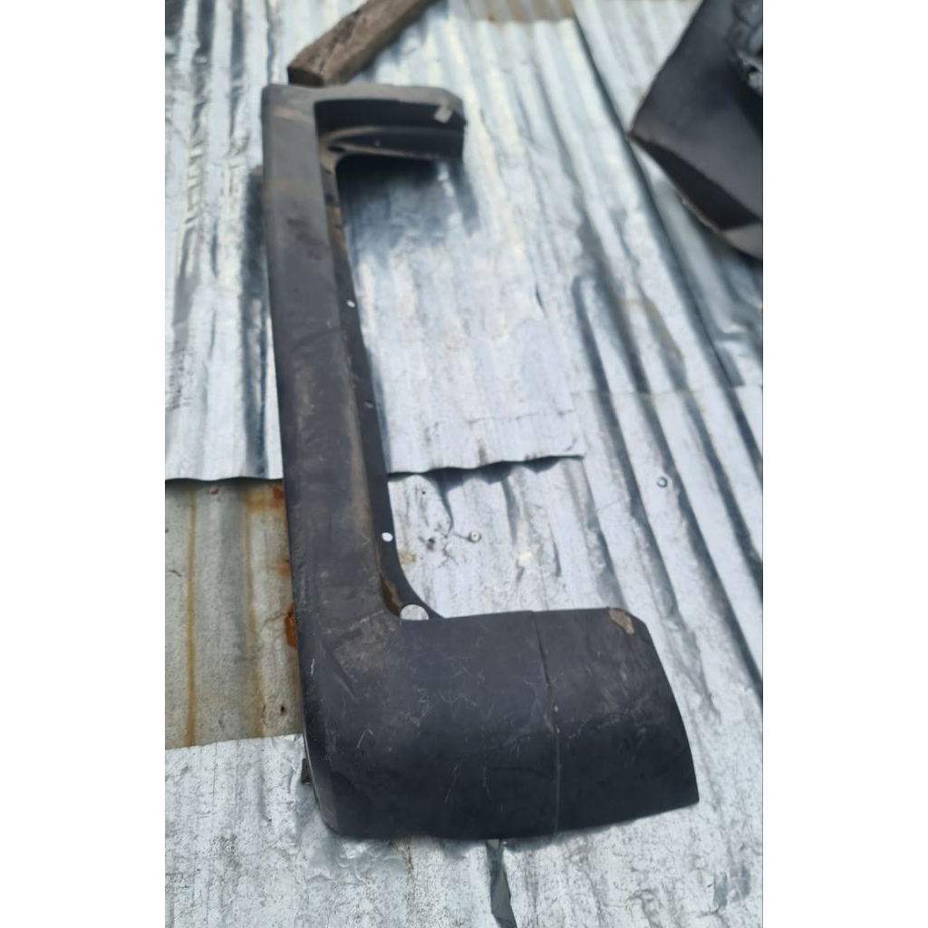 bumper bemper belakang nissan serena c24 original