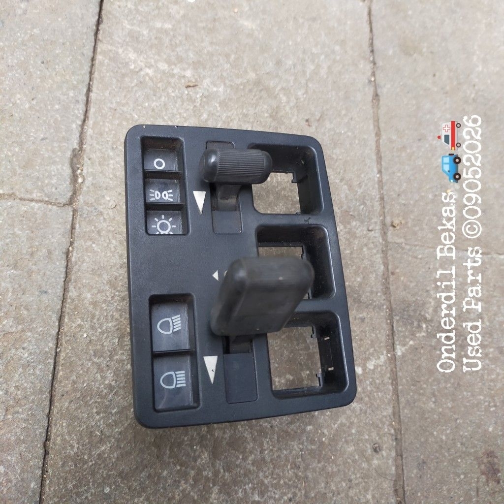 saklar lampu  FIAT Uno 1 1990