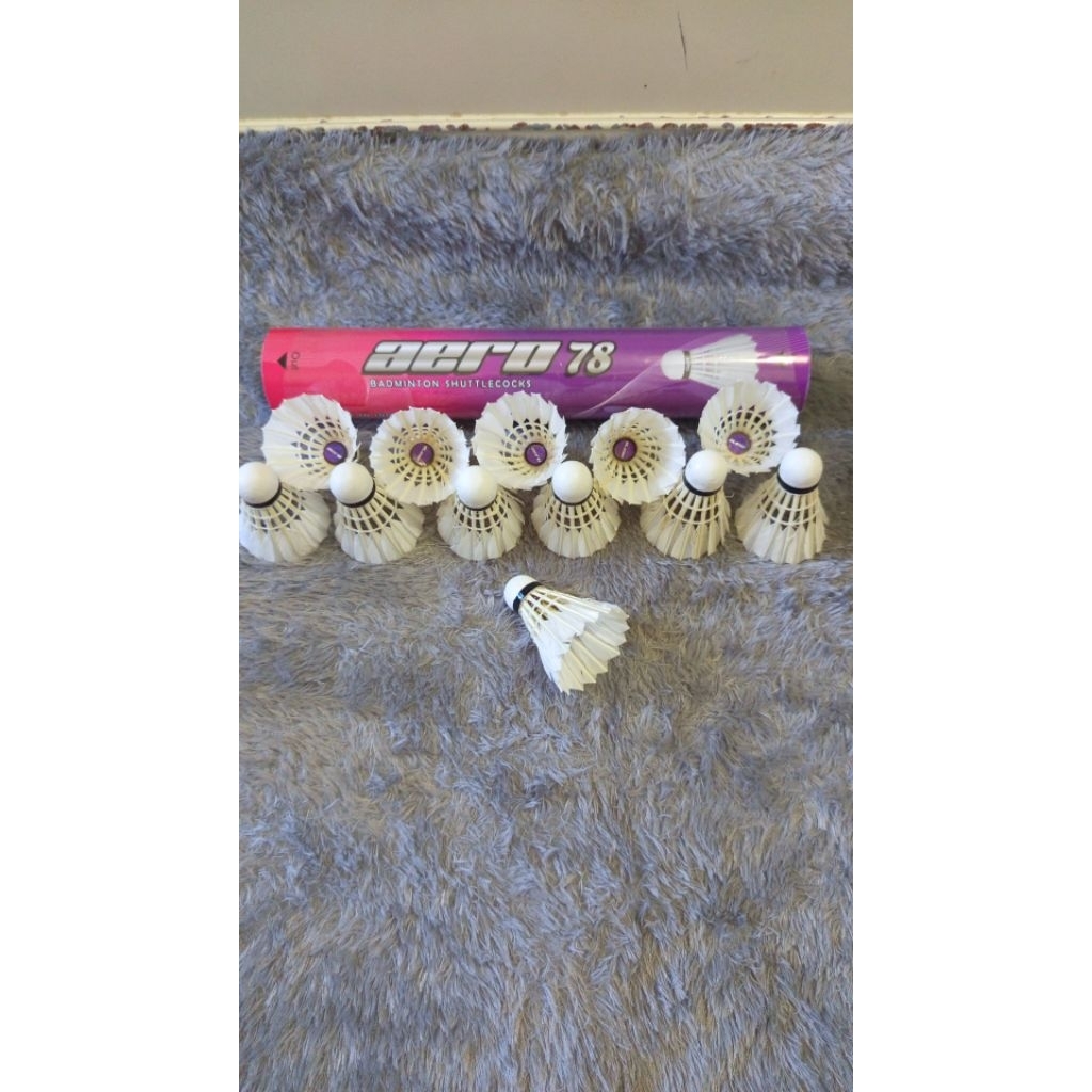 Shuttlecock badminton bekas kondisi 90% AERO ALBA GOLD