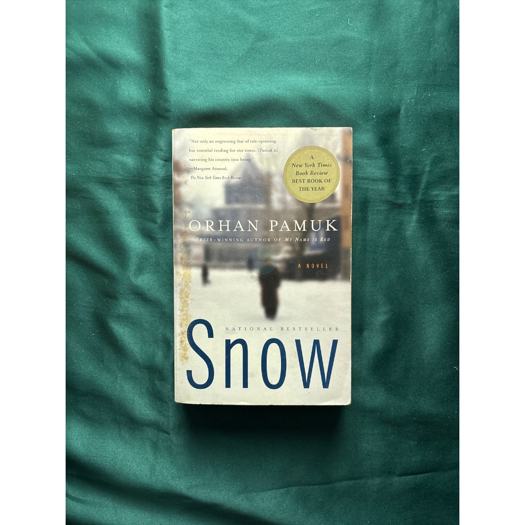 PRELOVED - Novel/Buku Snow - Orhan Pamuk