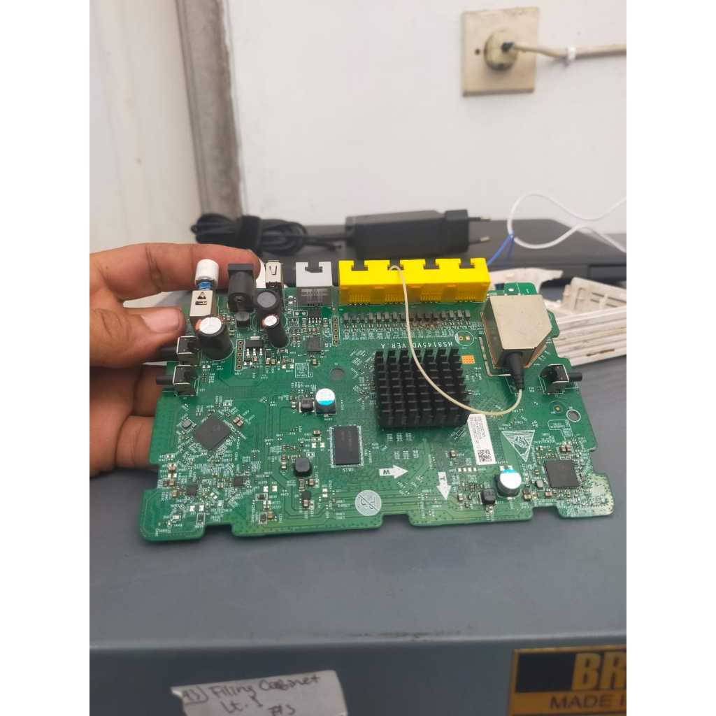 Mainboard Router Huawei 5V5 Mesin ONT Fiber Optik - Kondisi Rusak / Matot (Untuk Kanibal Part)