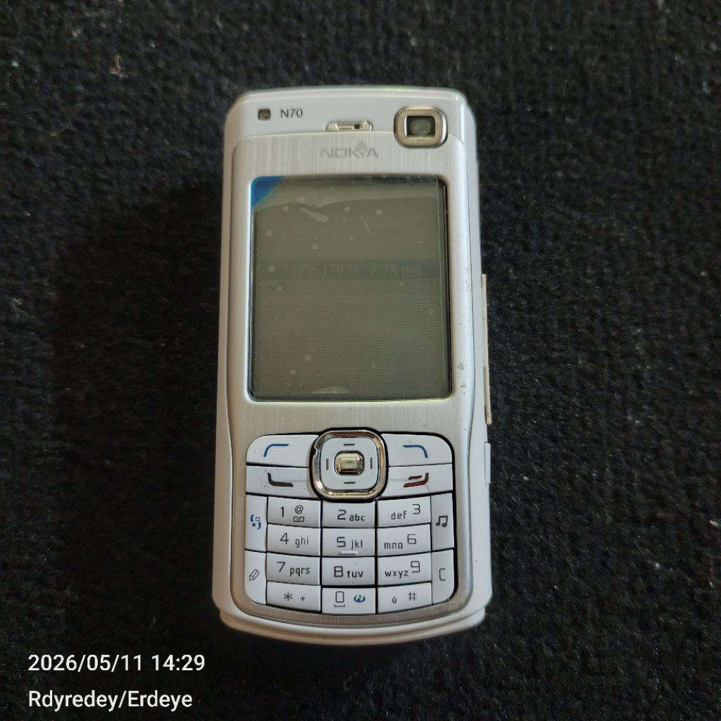Hp Jadul Nokia N70 White