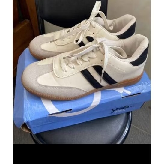 Sneakers Corolla Wanita / Sepatu Corolla Wanita