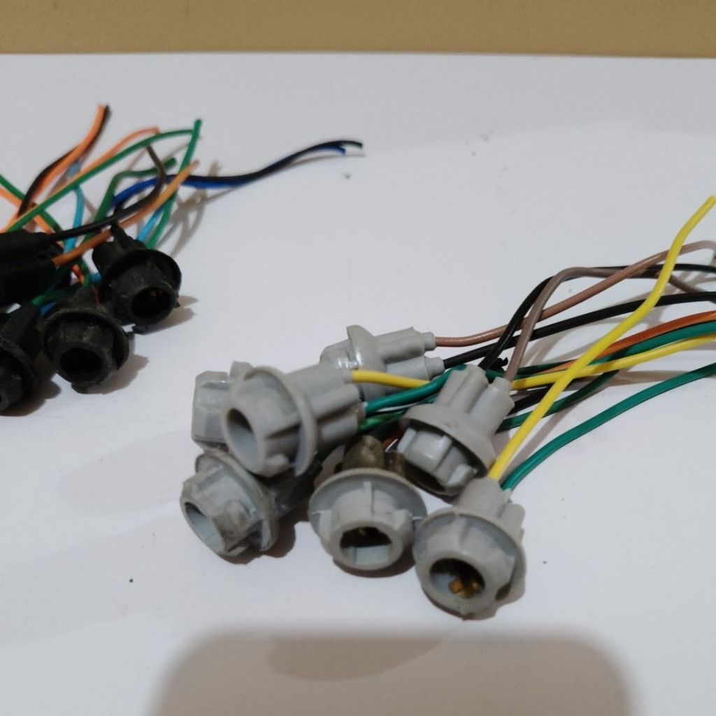 Soket lampu T10 /T13 ORI & Mitasi