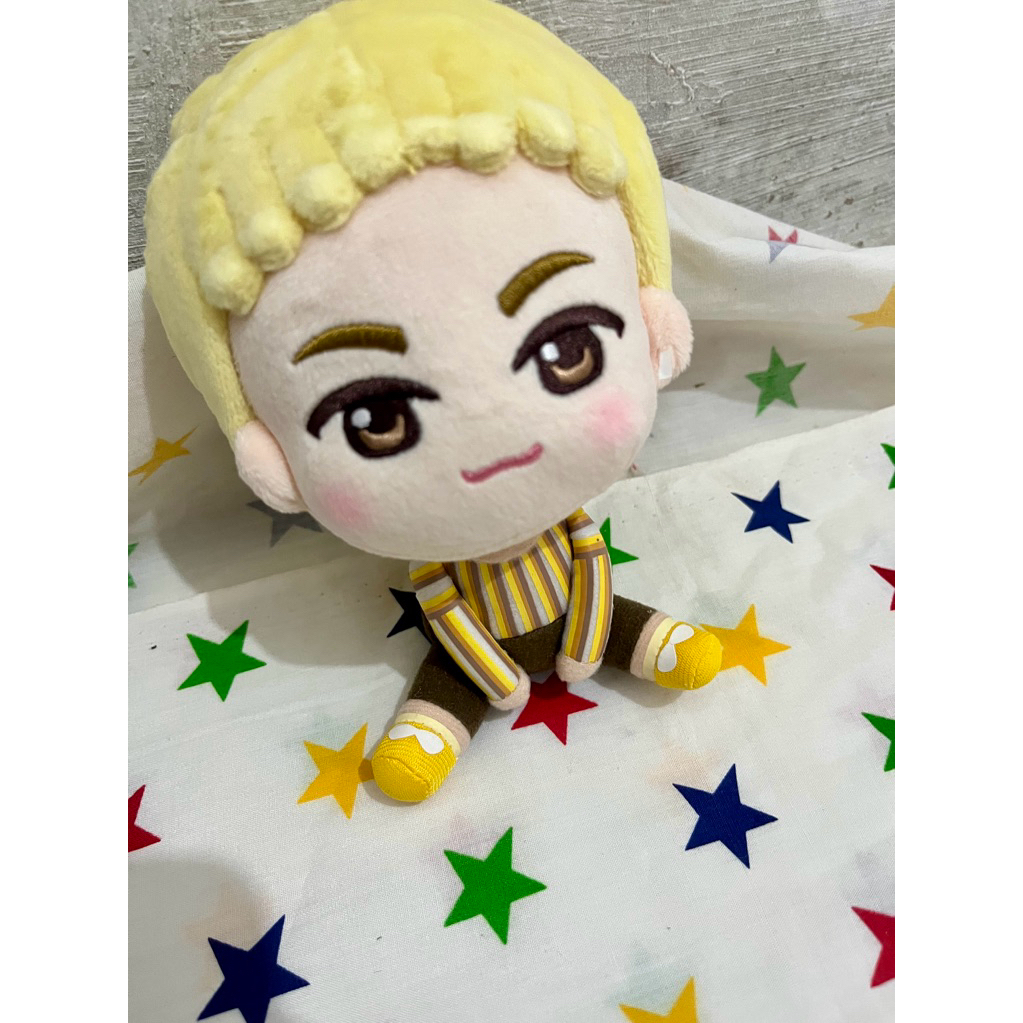 DOLL HOSHI SEVENTEEN