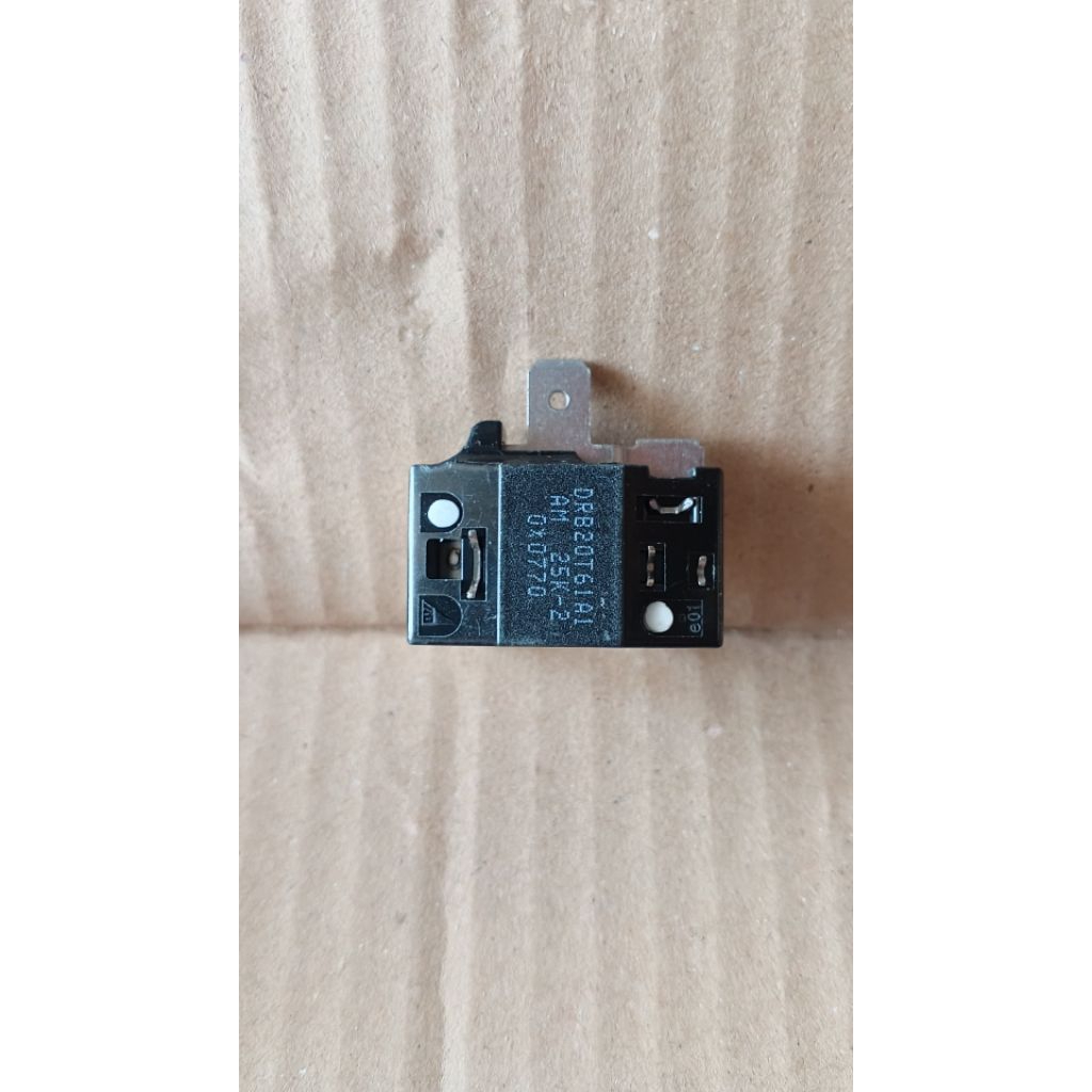 Overload kompresor kulkas showcase DRB20T61A1 original